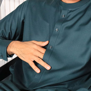 <b>Thobe</b> OEM Supplier Comfortable Long Sleeve Islamic Wear Designed for Private Label and Wholesale Buyers - Product Image 4