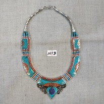 Colliers ethniques à pendentif en corail fleuri du bouddhisme tibétain avec perles tibétaines - Product Image 4