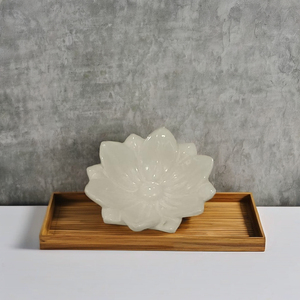 แผ่นหินอ่อนสีขาวทำมือคุณภาพพรีเมียม ลายวงกลมขัดเงาสไตล์ดอกไม้ - Product Image 2