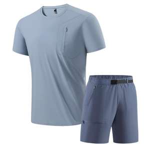 Conjunto de camiseta y pantalones cortos de verano extragrandes para hombre, conjunto de dos piezas de ropa urbana moderna - Product Image 2