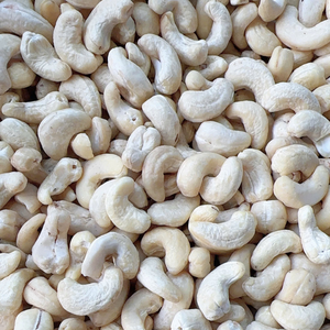 Hot Sales High Quality Cashew <b>Nuts</b> Wholesale Cashew <b>Nuts</b> W180 W240 Santigo Cashew OEM, ODM - Product Image 1