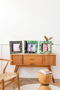 Cadre photo carré personnalisé en MDF et os incrusté, fait main, étanche, avec motif floral géométrique, pour utilisation sur table - Product Image 6