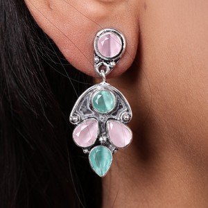 ต่างหูห้อยประดับดอกไม้สไตล์โบฮีเมียนทำจากทองเหลืองชุบเงินโบราณประดับด้วยหินหลากสีสำหรับผู้หญิง |   เครื่องประดับทำมือจากอินเดียสำหรับงานปาร์ตี้ - Product Image 2