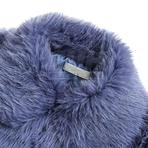 Veste en fausse fourrure sur mesure confortable et légère pour femmes, manches longues, respirante, tissée, écologique, en vente en ligne - Product Image 5