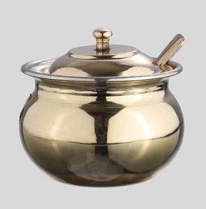 Exquisite hammered brass <b>pot</b> featuring a glossy polished finish on a woven base. Available at wholesale price. - Product Image 3
