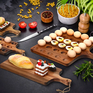 Plateau à œufs farcis en bois avec poignée, planche de service en bois massif, accessoires décoratifs pour la table - Product Image 5