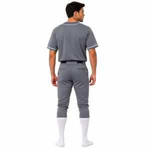 Maillot de sport confortable conçu avec un tissu doux pour les séances d'entraînement et les matchs de compétition, offrant une grande liberté de mouvement pour le baseball. - Product Image 5