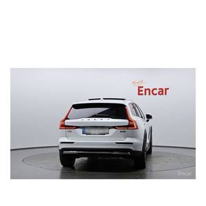 Volvo V60 B5 Ultimate AWD 2023/10, 19,034 km, Volante a la Izquierda, Caja de Cambios Automática, Asientos de Cuero, Cámara Trasera - ¡Nuevo! - Product Image 3