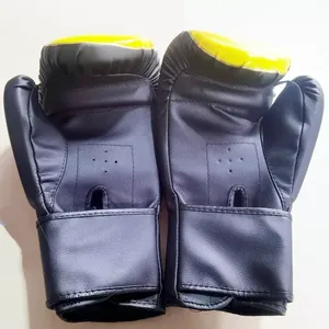 Gants d'entraînement de boxe et de MMA SIDDIQUI HOSINEX en caoutchouc durable, avec lacets au poignet, écologiques, imperméables, légers, respirants, personnalisables - Product Image 5