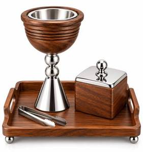 Quemador de incienso cuadrado de metal con tapa de rejilla recortada y base de esfera de madera, difusor de aroma de sobremesa, frasco de fragancia para el hogar - Product Image 4