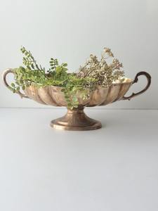 Pot de fleurs en métal artisanal de designer pour la décoration intérieure de luxe, les halls d'hôtels et la décoration intérieure des restaurants - Product Image 3