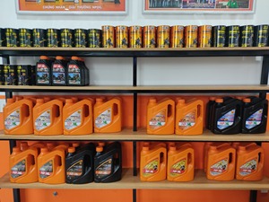 Aceite de motor NPOIL MONO 250 5W40 0,8L 1L 1.3L para motocicleta/scooter, en lata metálica, aceite sintético de alta calidad de Vietnam. - Product Image 5