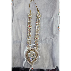 Guirnalda de Perlas Hecha a Mano con Colgante de Piedra, Decoración para Bodas y Pooja - Product Image 3