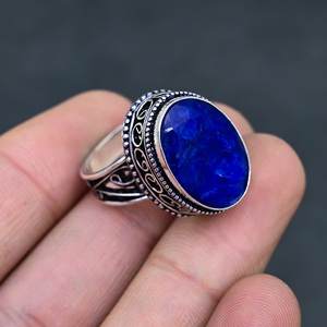 Anillo de Zafiro Azul Facetado, Hermoso y Popular, Hecho a Mano, Chapado en Plata de Ley 925, Ovalado, de Lujo, Calidad Premium, Estilo Vintage - Product Image 2