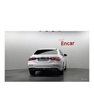 Mercedes-Benz Clase E E250 AMG Line Septiembre 2022 14.519 km Norma de Emisiones Euro V Caja de Cambios Automática Asientos de Cuero Volante a la Izquierda - Product Image 4