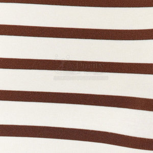 T-shirt court pour femme, design personnalisé, qualité professionnelle, en vente en ligne - Product Image 6