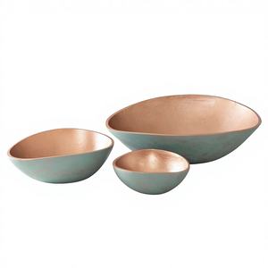 Plateau en métal aluminium élégant et moderne, personnalisé, artisanat métallique, décoration élégante pour la maison, multifonctionnel, chocolat - Product Image 1