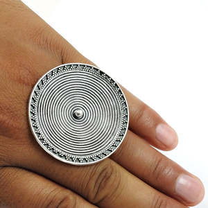 Anillo de Eternidad Clásico con Diseño Floral en Plata de Ley 925 Hecho a Mano, Sin Níquel ni Plomo, Ajustable, Estilo Boho, para Fiestas - Product Image 3
