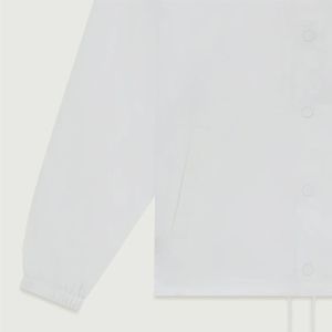 Nouvelle veste de coach pour femmes tendance, légère et de haute qualité, à prix raisonnable, très vendue - Product Image 3