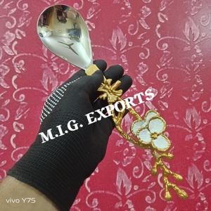 Super Offre 2026 : Ensemble de Couverts en Acier Inoxydable Doré – Cuillères et Fourchettes en Métal Fini Doré à Vendre - Product Image 2