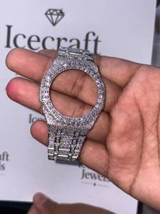 Kit de mise à niveau pour boîtier de montre de luxe avec bracelet en diamant Moissanite de qualité supérieure - Product Image 1