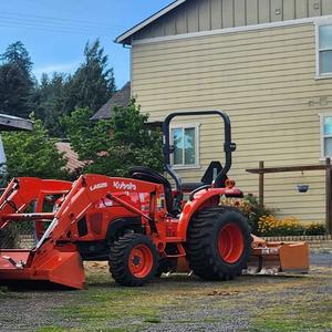 Tracteur agricole Kubota L2501 de haute qualité, en bon état de marche, 4x4, mini-tracteur agricole Kubota L2501 disponible à la vente - Product Image 6