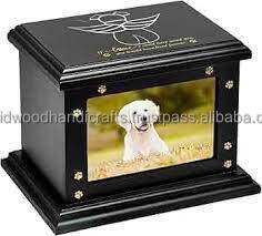 Vente en gros Urne en bois faite à la main pour cendres d'animaux de compagnie Urnes de crémation en bois pour cendres de chat et de chien Urnes en palissandre à bas prix - Product Image 2