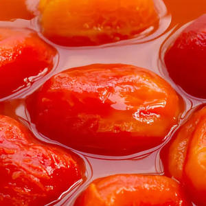Meilleure vente de délicieux tomates pelées d'usine au Vietnam au jus de tomate pot Mason 720ml aux normes internationales au meilleur prix - Product Image 4