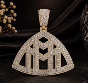 Pendentif Moissanite Personnalisé Effet Givré en Argent Sterling 925, Breloque Hip Hop, Bijou Cristal Ovale, Cadeau - Product Image 1