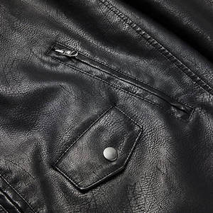 Chaqueta de Moto para Hombre de Cuero Genuino Ecológico con Bloques de Color Frontales, Cuello Alto, Cierre de Cremallera, Negro Sólido, Ajuste Delgado Regular - Product Image 6