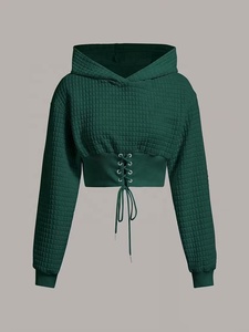 Sweat-shirt court tricoté rouge personnalisé pour femme, à manches longues, avec laçage frontal, couleur unie, pour l'automne, style décontracté, vente en gros - Product Image 4