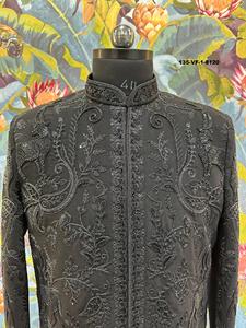 Traje Indo-Occidental de Lujo para Hombre, Modelo Onyx Forest Deer Vine, en Tela TR Lachko con Bordado de Cuentas en Negro Azabache y Resham Multicolor - Product Image 4