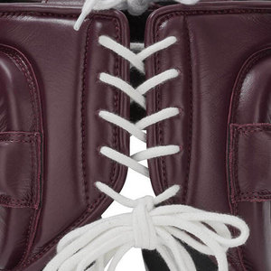 Protector de Cabeza Heritage Maroon con Encaje Estabilizado - Acolchado de Estilo Clásico - Equipo de Entrenamiento de Seguridad con Visión Completa - Product Image 4