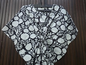 Camisón largo de algodón con estampado floral para mujer, cuello en V, manga corta, ropa de dormir de verano, tejido suave y transpirable - Product Image 3