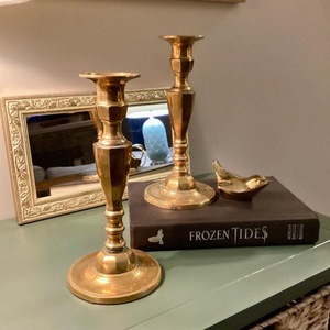 ILAHI's Vintage <b>Brass</b> Handmade Tapered <b>Candlestick</b> Holder Embossed Design 1 Color High Quality Heat Resistant Home Christmas - Product Image 1