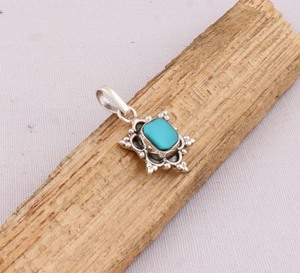 Pendentif en turquoise naturelle, bijoux en argent sterling 925, collier en pierre précieuse bleue pour femmes, pendentifs en argent faits à la main, vente en gros - Product Image 5