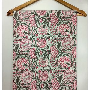 Tela de Algodón Cambray Estampada a Bloques 60x60, Tela de Algodón con Estampado Tradicional Jaipuri - Product Image 1