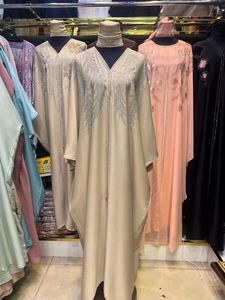 Abaya de Alta Calidad, Modesta, Estilo Dubái, con Cuentas y Lentejuelas, Manga Larga, Tradicional Musulmana, Hecha a Mano, para Boda, Transpirable, Cuello en V, para Mujer - Product Image 2