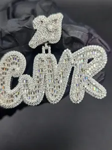 Colgante con letra personalizada, chapado en oro blanco de 14 quilates, moissanita real de corte redondo de 3 quilates - Product Image 4