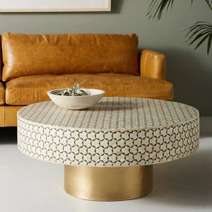 Table basse incrustée d'os de décor à la maison unique et intemporelle pour une élégance élégante - Product Image 1