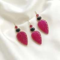 Collier Pendentif Feuille Sculptée en Or Massif Plaqué pour Femme, Bijoux Tendance en Gros avec Pierres Précieuses Rubis, Jade, Onyx, Quartz