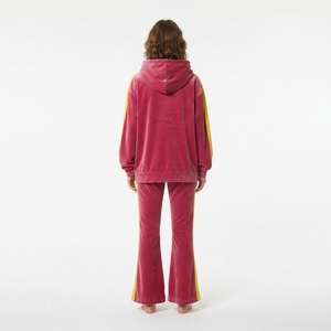 Survêtement en velours personnalisé pour femme, veste brodée à capuche, pantalon pattes d'éléphant, bande latérale, ensemble deux pièces - Product Image 2