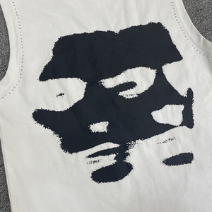 Camiseta sin mangas personalizada para mujer, de secado rápido, transpirable, de poliéster, con cuello en V, deportiva, informal. - Product Image 2