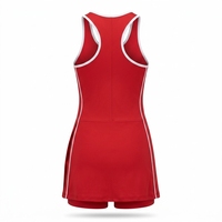 Robe de pickleball athlétique pour femme, sans bretelles, dos nageur, avec bordure contrastante, design à rayures latérales, jupe style portefeuille, short intégré