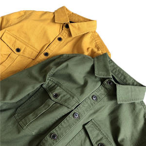 เสื้อเชิ้ตแขนยาวผู้ชายทรงปกติ สีพื้น ผ้าฝ้ายทอ 100% สีเขียว สวมใส่สบายๆ - Product Image 4
