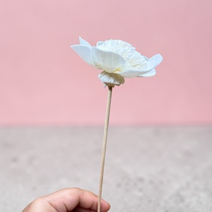 Flores de Anémona de Nieve Hechas a Mano y Sostenibles, de Madera Sola, Tamaño: 8.5 CM, Varilla de Fibra Vegetal de Sesbania de Tailandia - Product Image 3