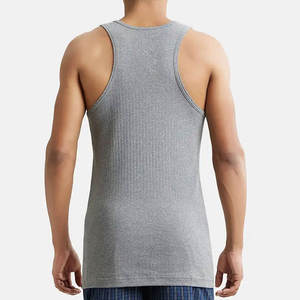 Débardeurs décontractés pour hommes, conçus pour le style urbain et les activités quotidiennes - Product Image 4