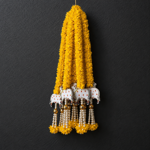 Toran Amarillo con Diseño Floral de Vaca Gopala y Borlas de Perlas Colgantes para Janmashtami, Pooja, Templo, Festival, Decoración del Hogar, Venta al por Mayor - Product Image 6