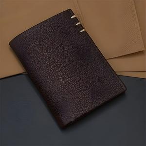 Portefeuille vertical en cuir texturé marron pour homme, porte-cartes mince, luxe vintage, couture à la main, multi-poches, porte-cartes de crédit, porte-monnaie - Product Image 6