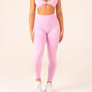 Conjunto de Leggings y Sujetador Deportivo para Mujer, Diseño Personalizado OEM, Color Rosa Caramelo, 2 Piezas, Conjunto a Juego, Nuevo, Transpirable, con Efecto Push-Up - Product Image 3